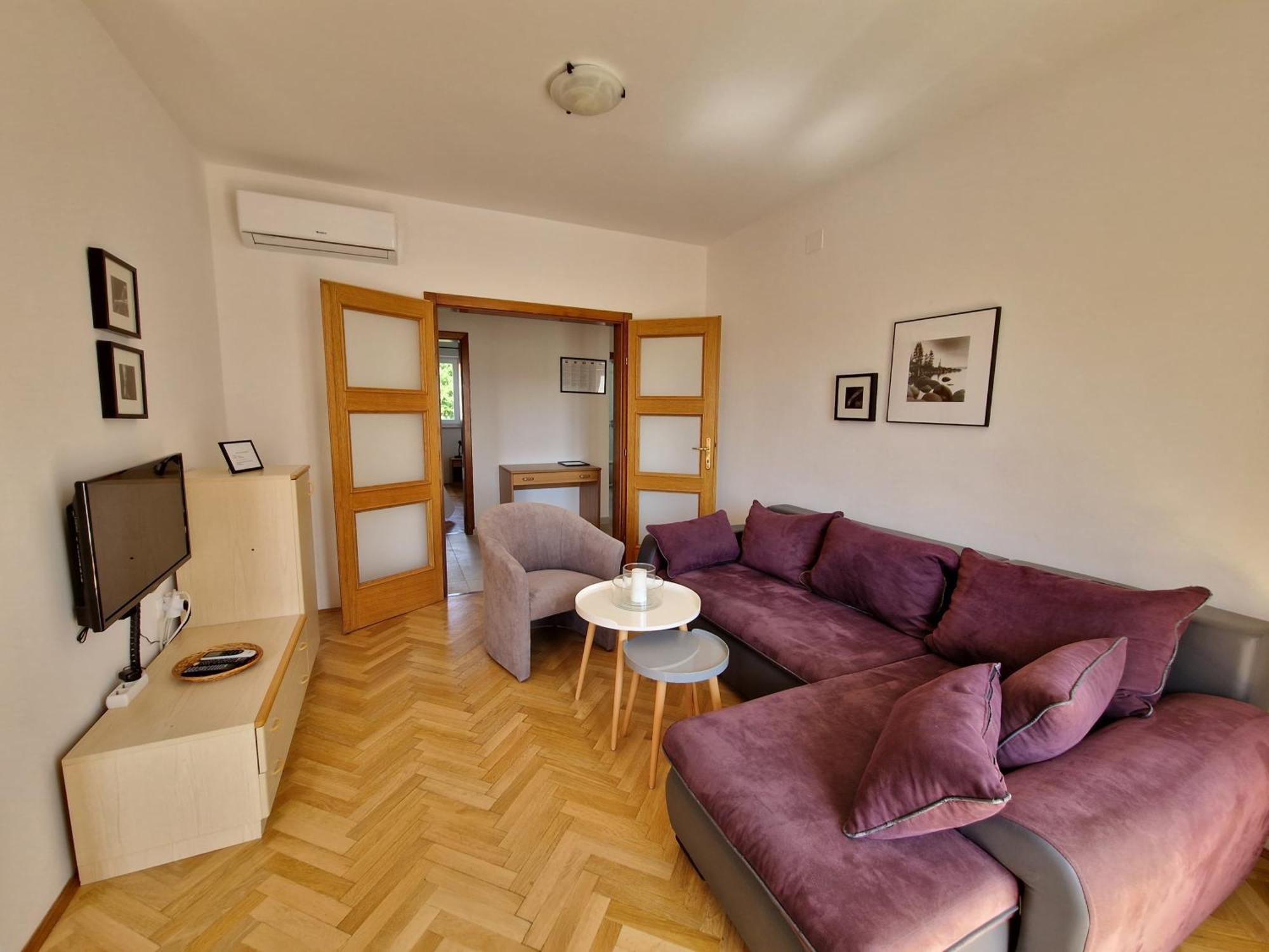 Apartments Josipa Baška Eksteriør bilde